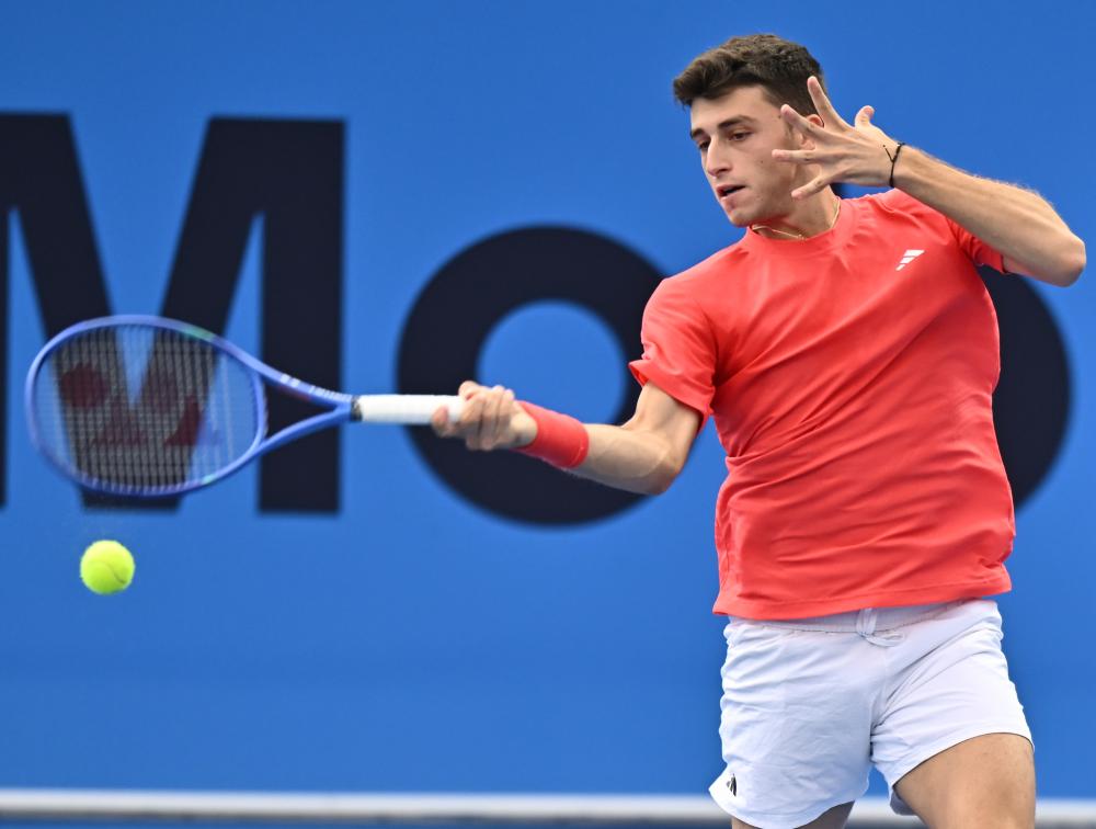 早报：还没撞线的，也该加把劲儿了